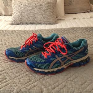 ASICS tennis shoes